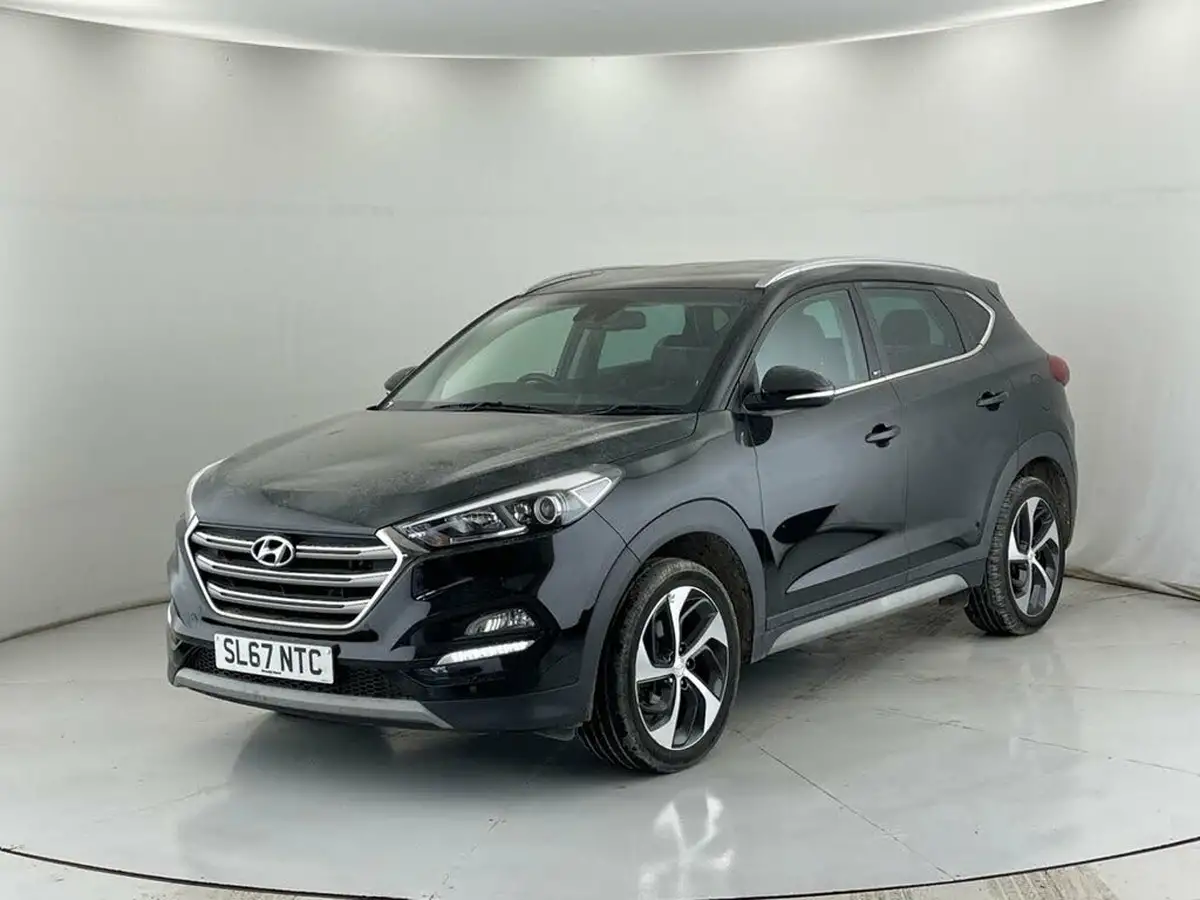 2017-hyundai-tucson-17crdi-blue-drive-sport-edition-116ps-big-2