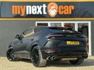 2022-lamborghini-urus-40-no-trim-small-9