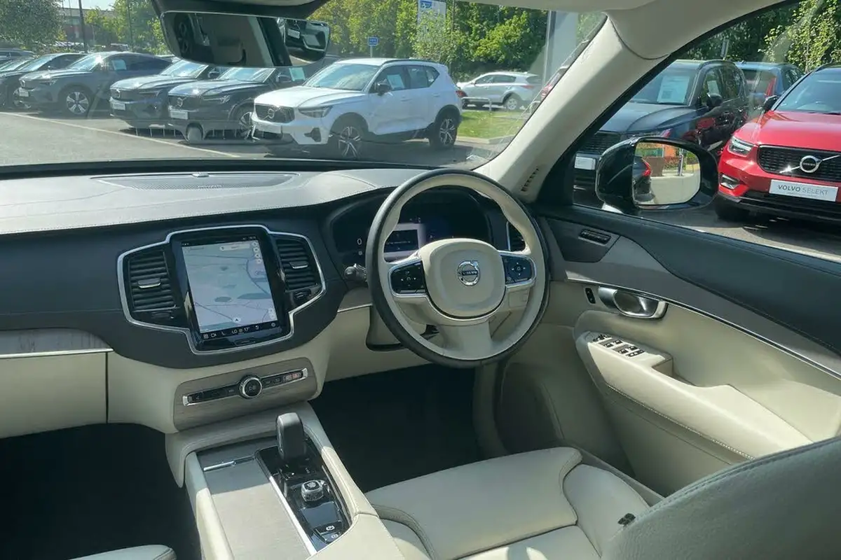 2024-volvo-xc90-20-t8-plus-big-34