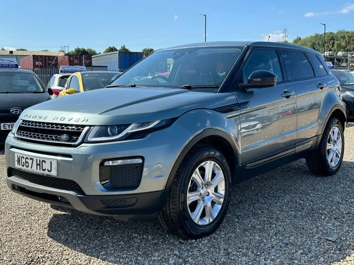 2017-land-rover-range-rover-evoque-20td4-se-tech-hatchback-5d-auto-big-10