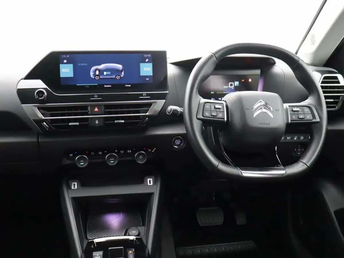 2024-citroen-c4-big-22