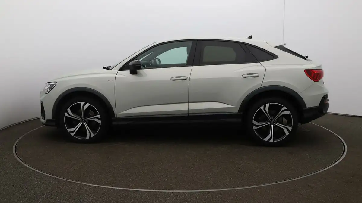 2020-audi-q3-20-45-tfsi-edition-1-sportback-big-64