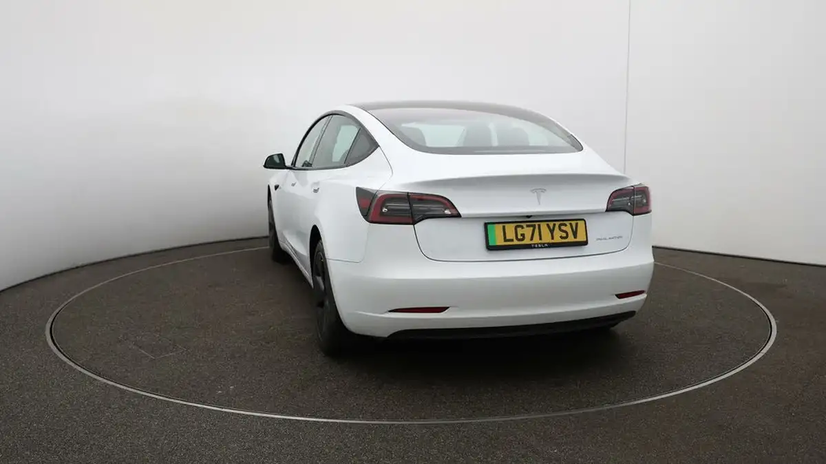 2021-tesla-model-3-e-long-range-awd-big-59