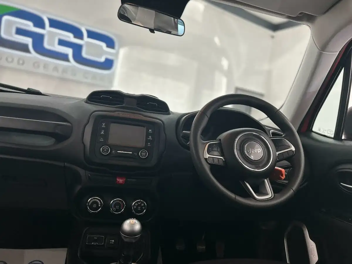 2015-jeep-renegade-16-e-torq-sport-big-12