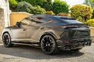 2022-lamborghini-urus-40-no-trim-small-10