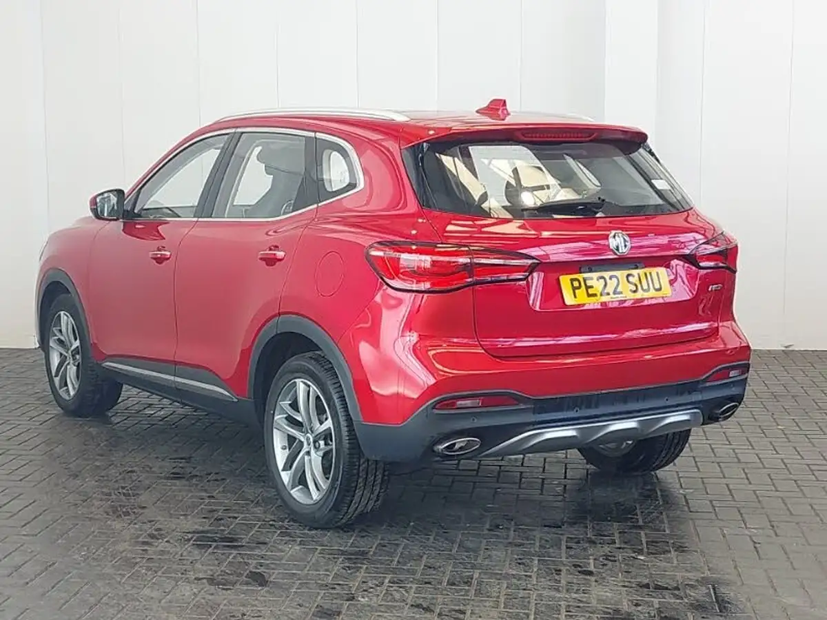 2022-mg-hs-15t-gdi-exclusive-162ps-dct-big-1