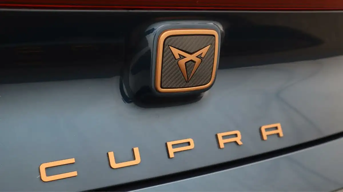 2022-cupra-born-e-v2-204ps-58kwh-big-20