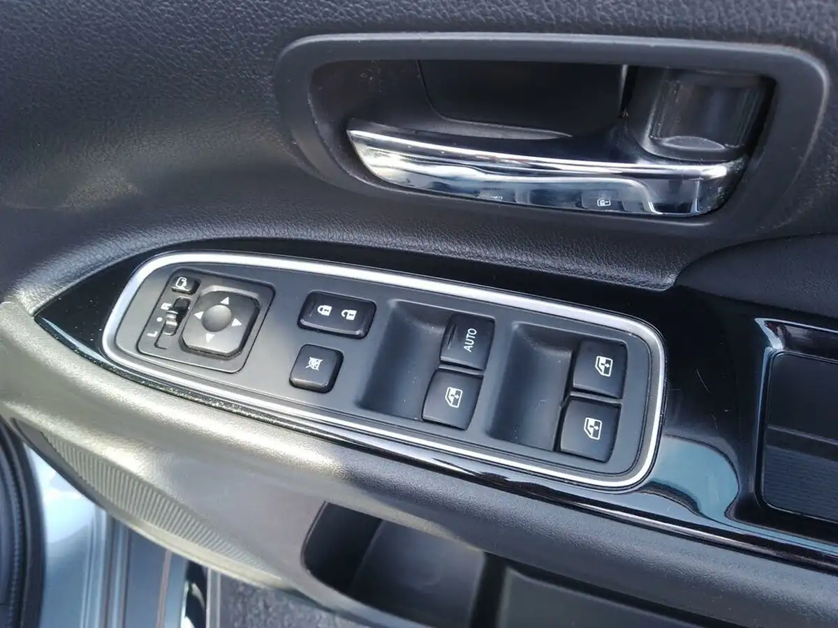 2017-mitsubishi-outlander-20-4hs-phev-5st-big-63