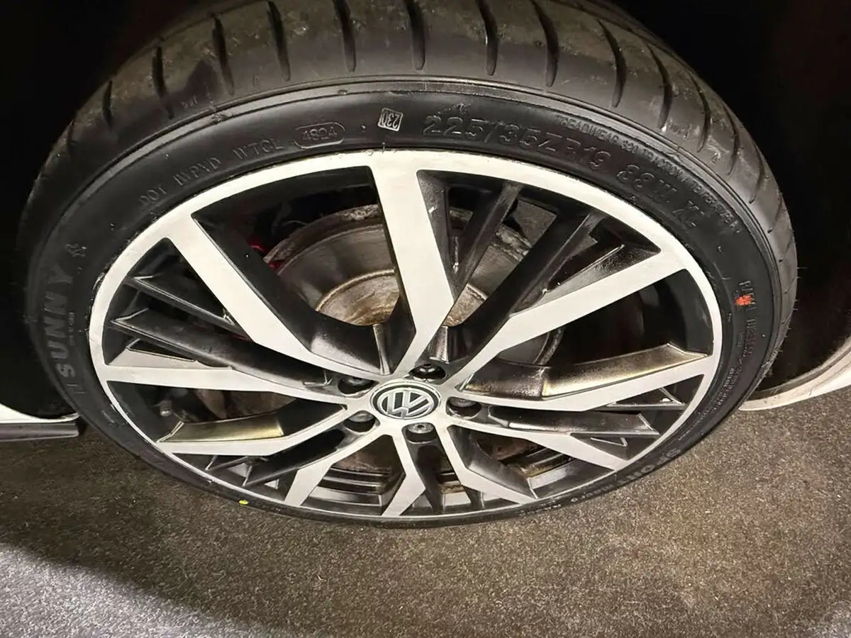 2016-volkswagen-golf-20tdi-gtd-bmt-hatchback-5d-dsg-big-42