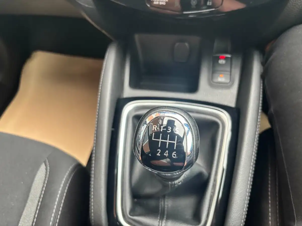 2020-nissan-qashqai-13-dig-t-acenta-premium-160ps-big-45