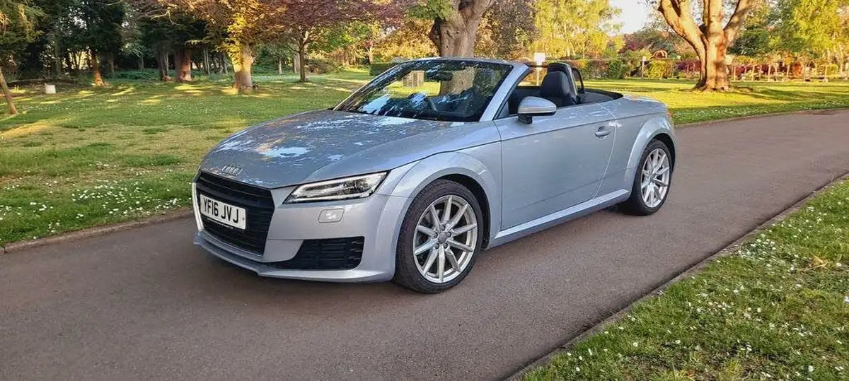 2016-audi-tt-roadster-20td-sport-big-1