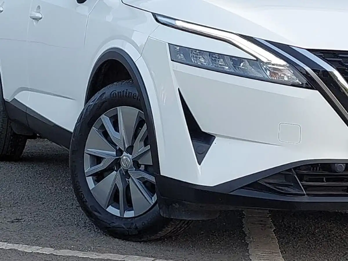 2021-nissan-qashqai-13-dig-t-visia-big-8