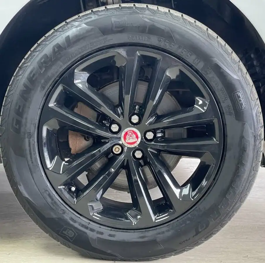 2018-jaguar-f-pace-20-i4d-r-sport-180ps-awd-auto-big-17