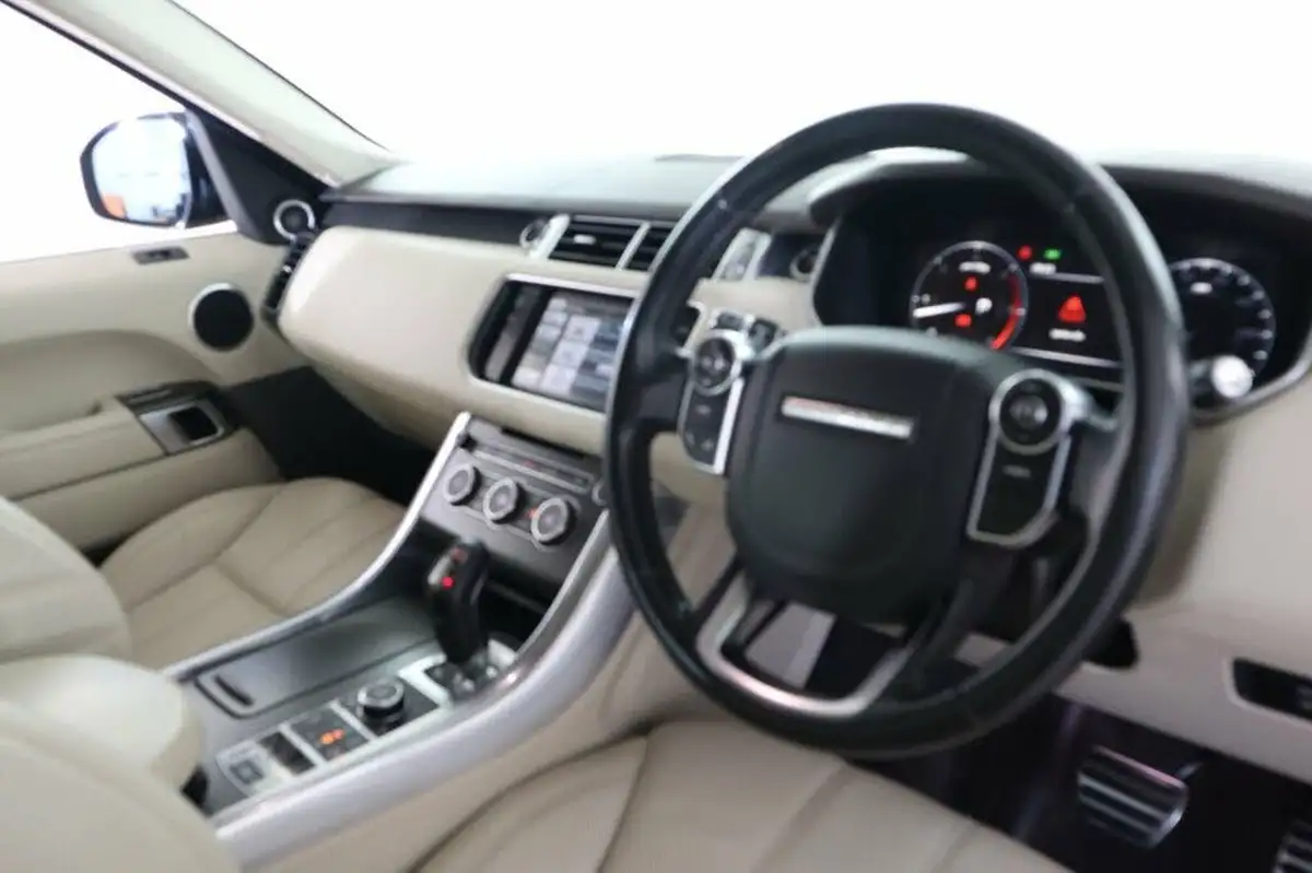 2014-land-rover-range-rover-sport-30-sd-v6-hse-dynamic-big-17