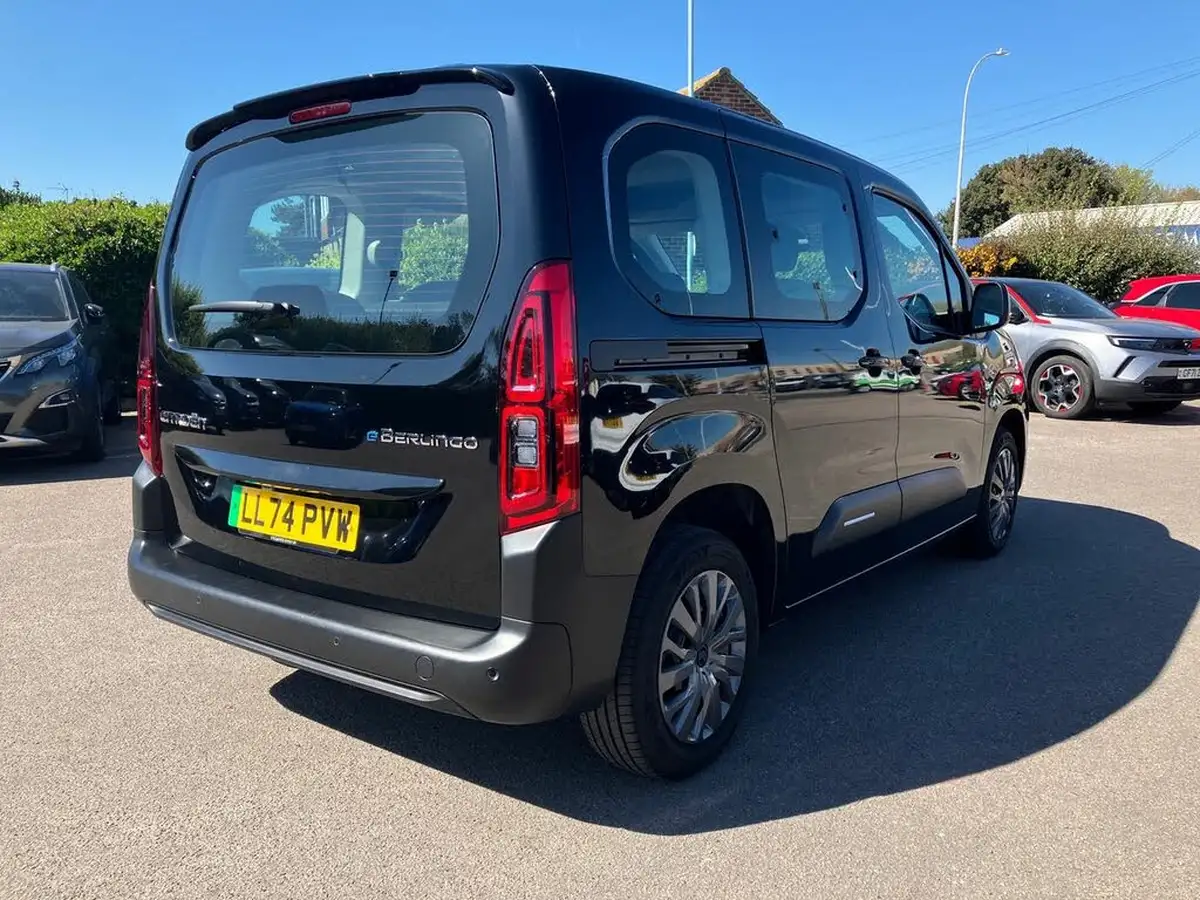 2024-citroen-berlingo-e-plus-m-size-big-44