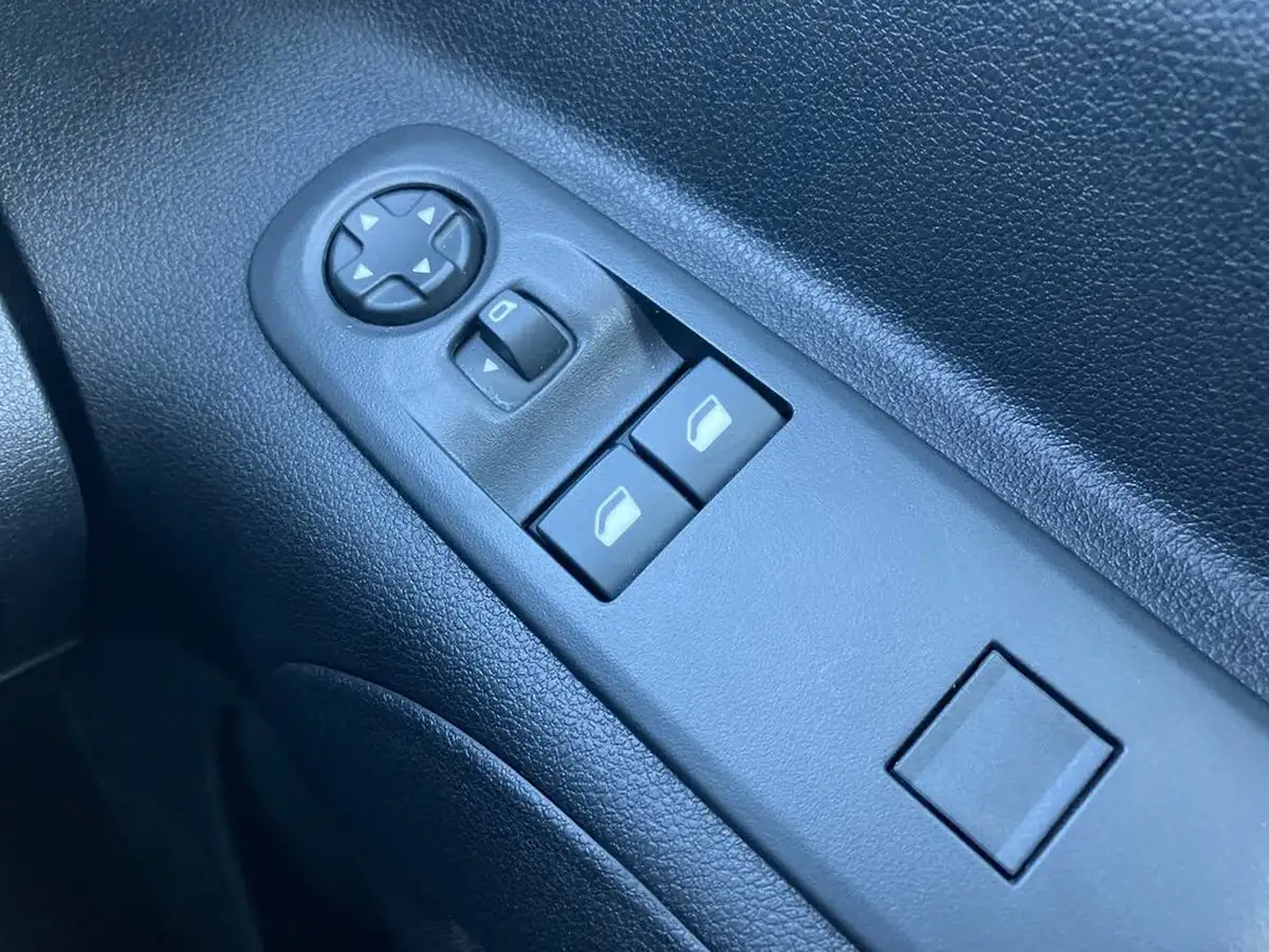 2024-citroen-berlingo-e-plus-m-size-big-20