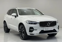 2022 Volvo XC60 2.0 T8 Ultimate (Dark