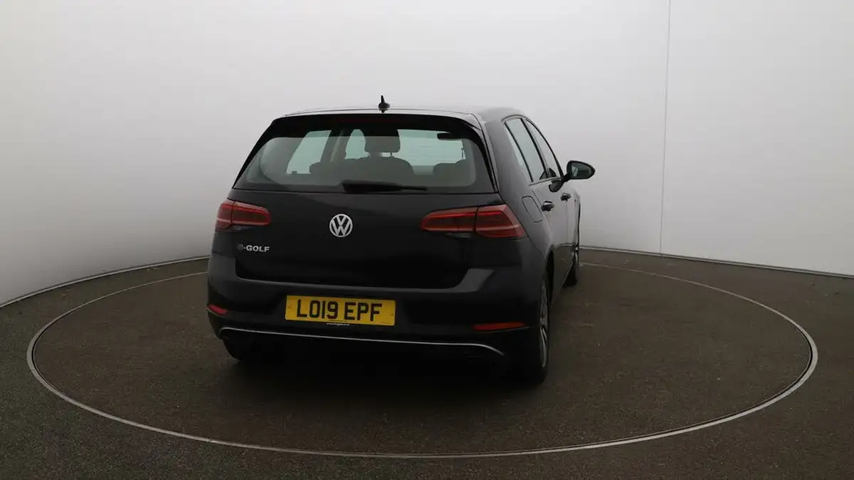 2019-volkswagen-golf-e-e-golf-big-56