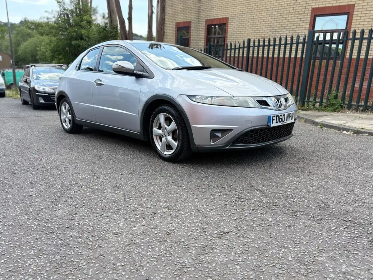 2011-honda-civic-14-se-i-vtec-big-5