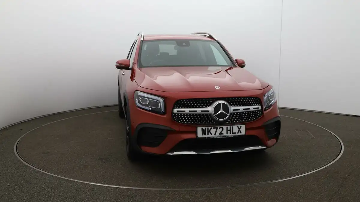 2022-mercedes-benz-glb-class-13-glb200-amg-line-premium-7g-tronic-big-42