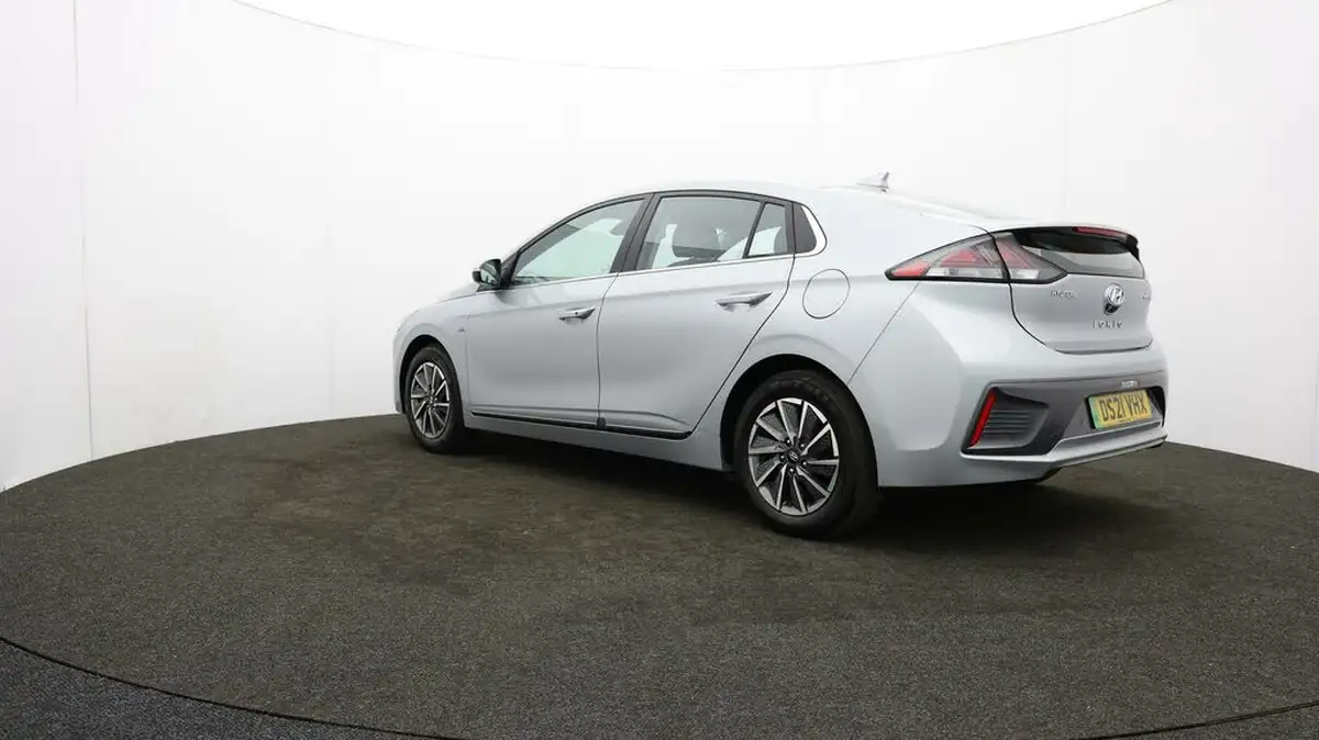 2021-hyundai-ioniq-e-premium-electric-100kw-big-75
