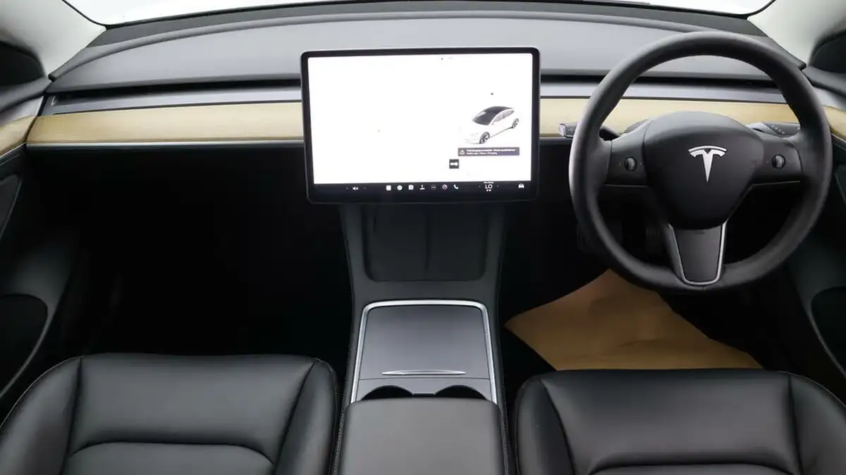 2021-tesla-model-3-e-long-range-4x4-big-12