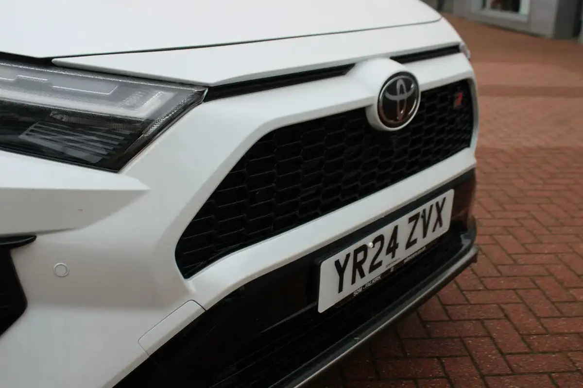 2024-toyota-rav4-25-vvt-i-gr-sport-302bhp-plug-in-big-3