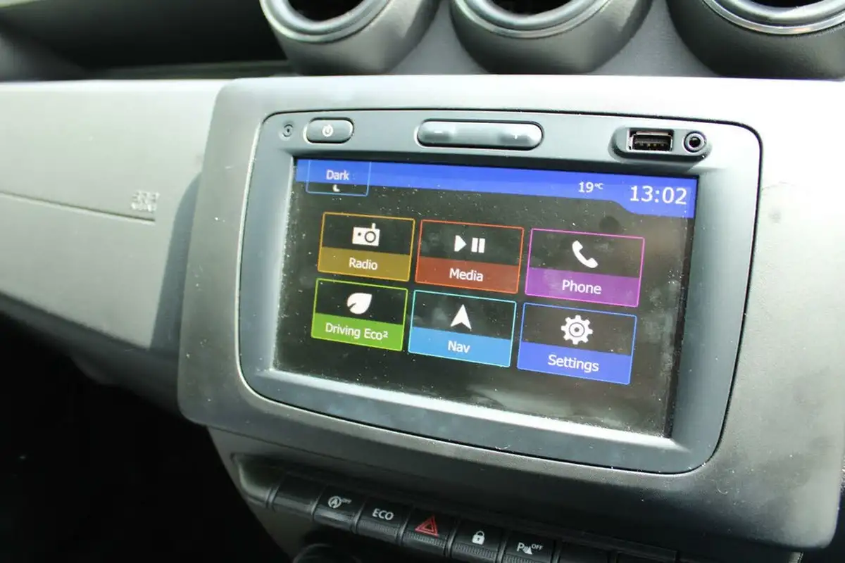 2019-dacia-duster-10-tce-comfort-ss-big-19