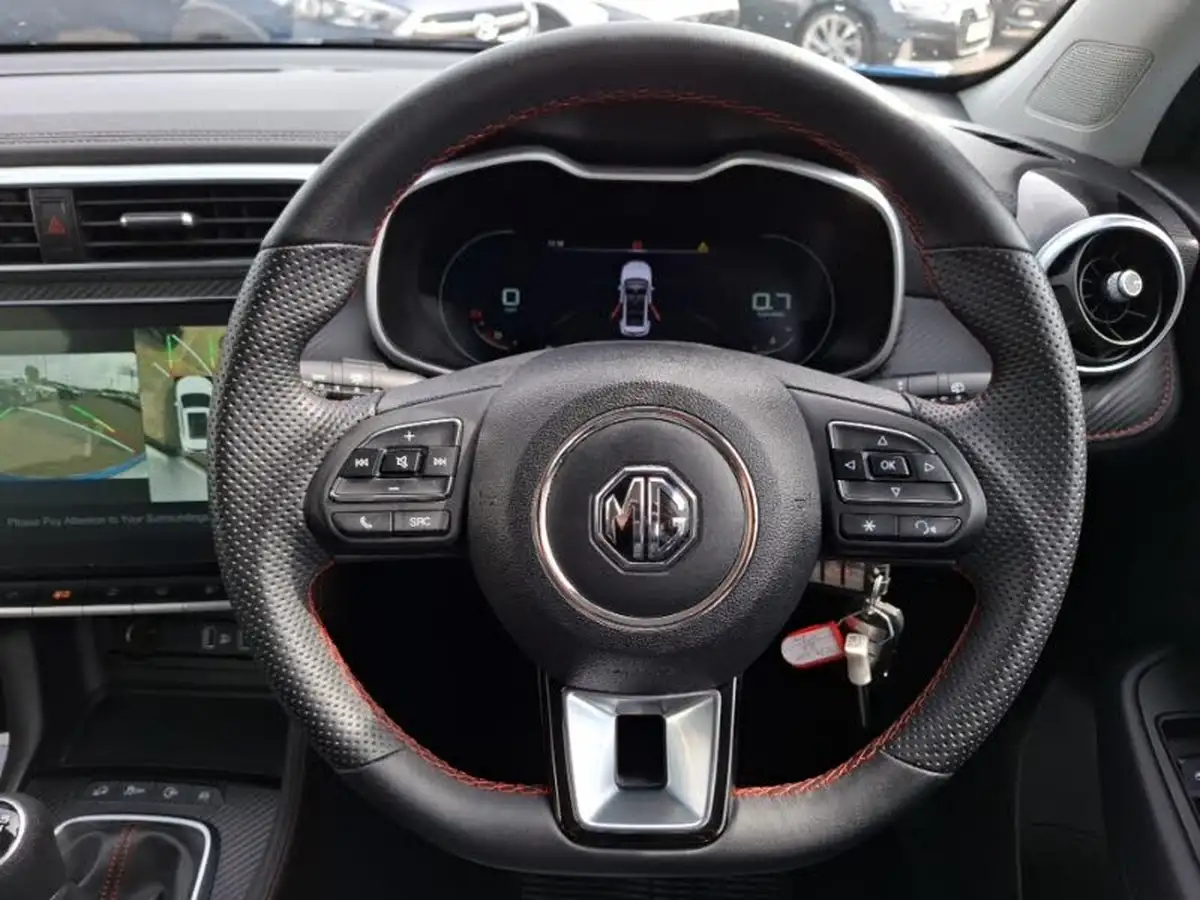 2024-mg-zs-suv-15-vti-tech-exclusive-big-11