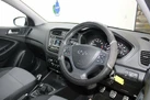 2016-hyundai-i20-10-active-small-1