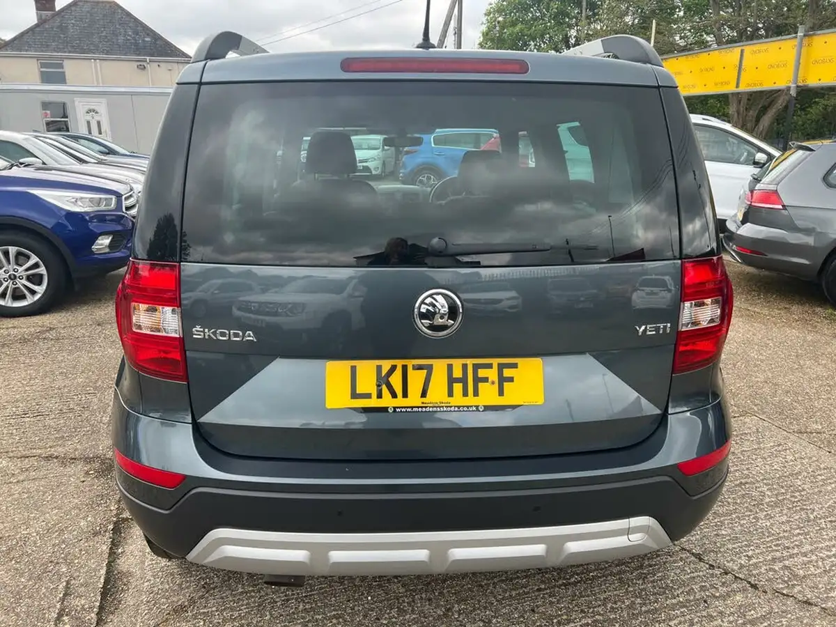 2017-skoda-yeti-outdoor-12-tsi-se-l-drive-dsg-big-5