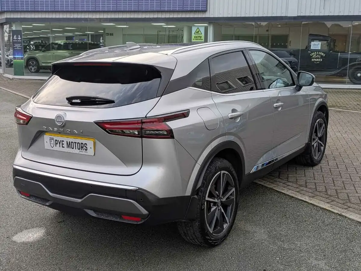 2023-nissan-qashqai-13-dig-t-tekna-158ps-xtronic-big-6