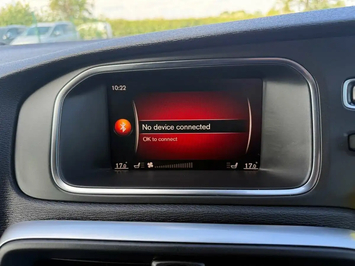 2019-volvo-v40-20-t3-r-design-pro-big-21
