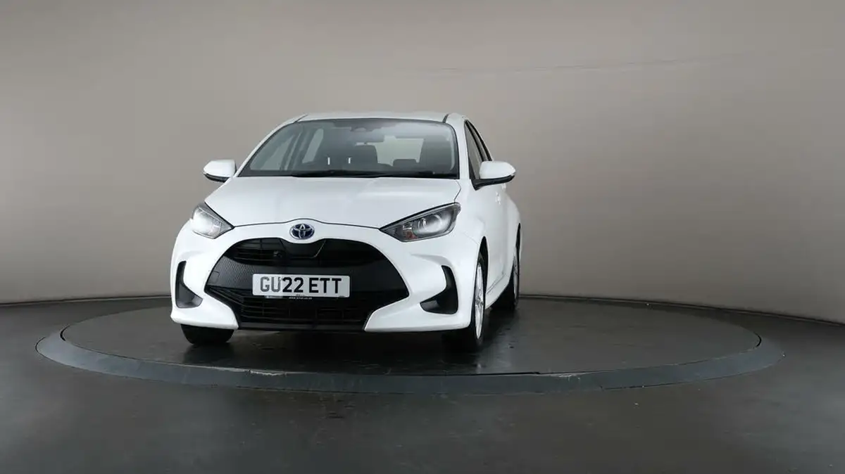 2022-toyota-yaris-15-vvt-i-icon-big-38