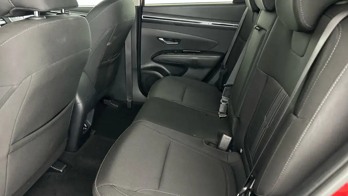 2022-hyundai-tucson-16-t-gdi-premium-265ps-4wd-phev-auto-big-13