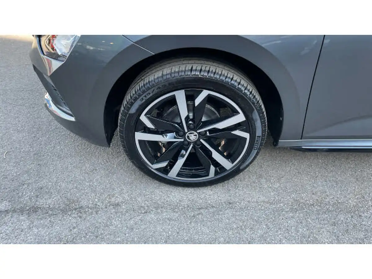 2024-skoda-kamiq-15-tsi-monte-carlo-dsg-big-37