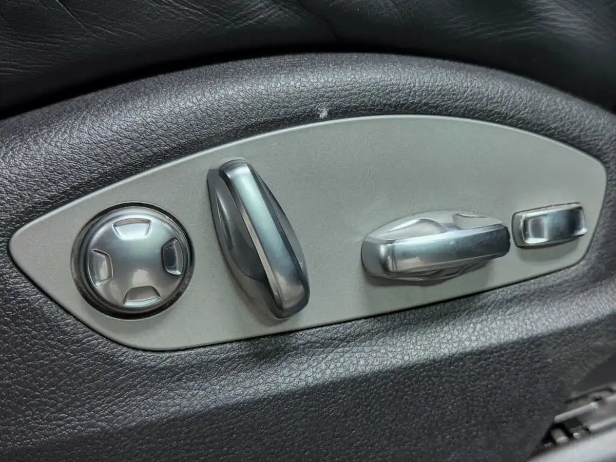 2019-porsche-macan-20-big-22