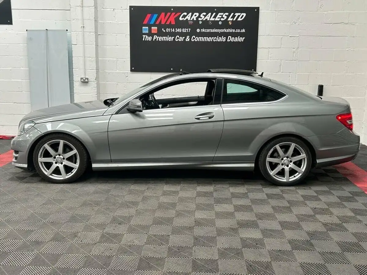 2012-mercedes-benz-c-class-21td-c250-cdi-amg-sport-cdi-blueefficiency-coupe-2d-auto-big-2