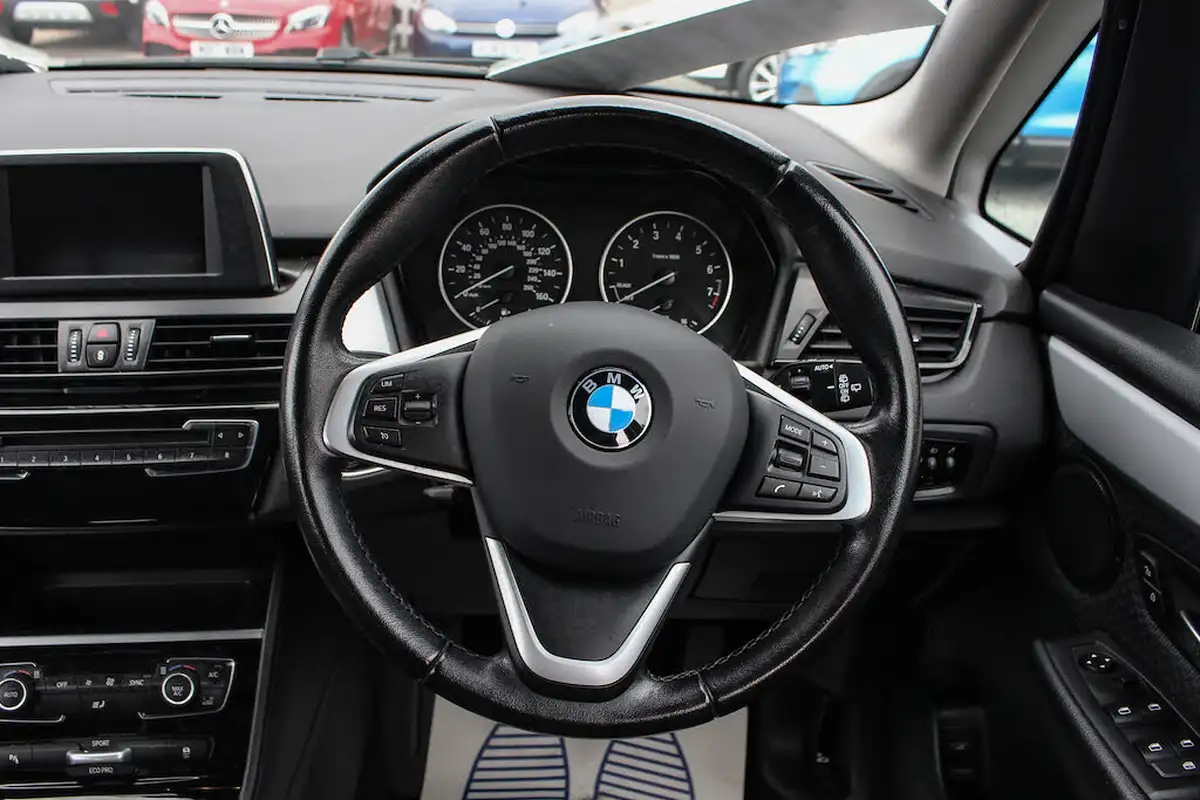 2016-bmw-2-series-15-218i-se-active-tourer-5d-big-29