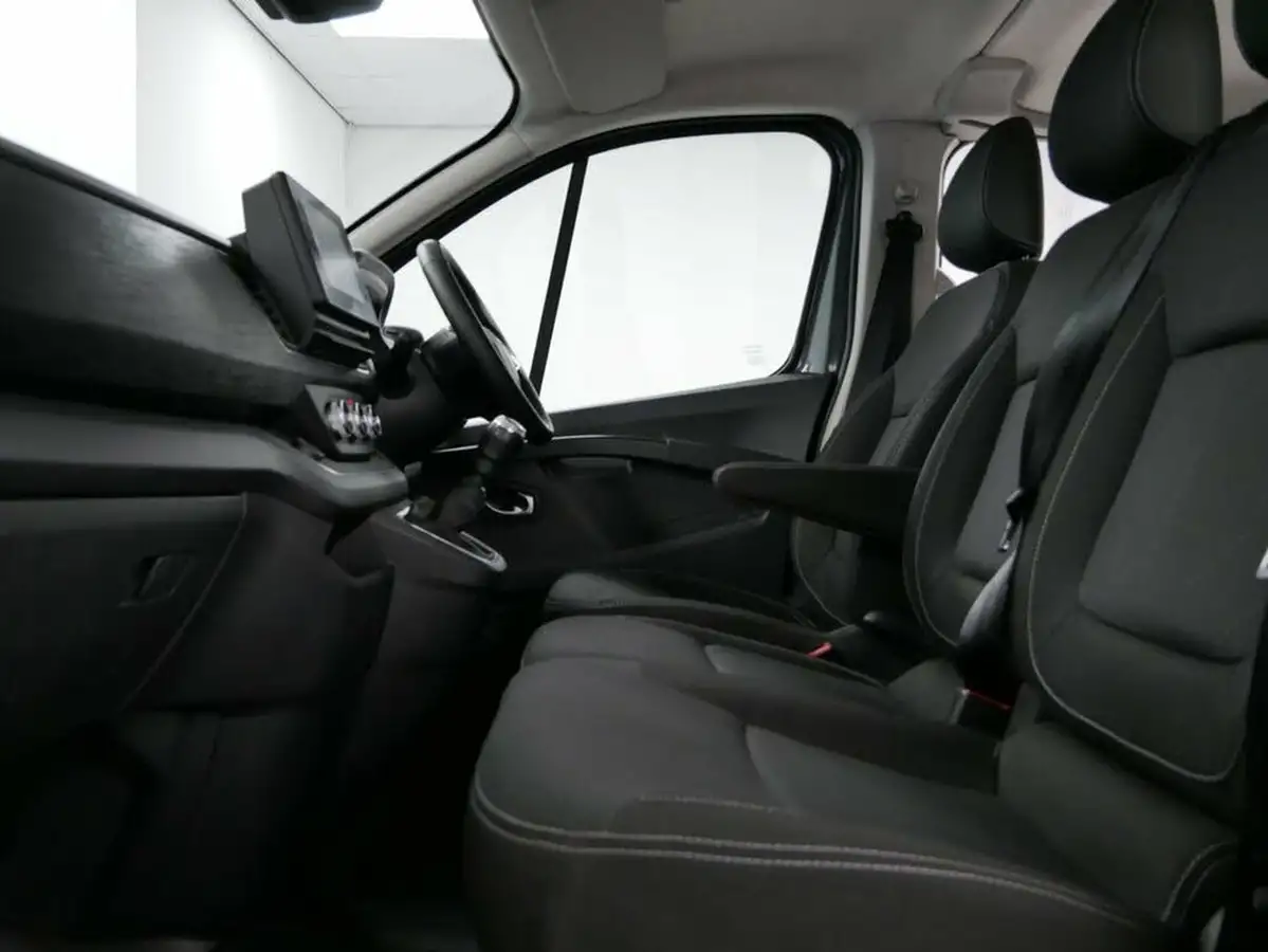 2022-renault-trafic-20dci-ll30-150-sport-crew-big-20