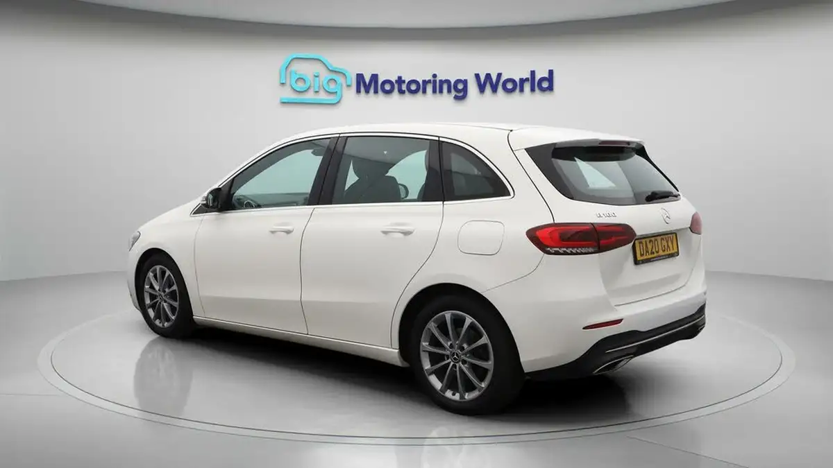 2020-mercedes-benz-b-class-13-b180-sport-7g-dct-big-5