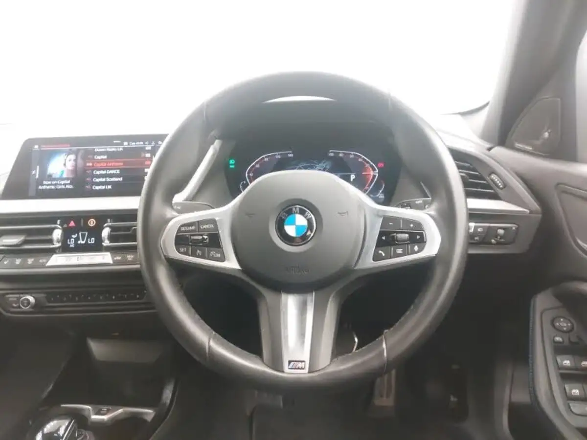 2023-bmw-1-series-15-118i-m-sport-lcp-dct-big-6