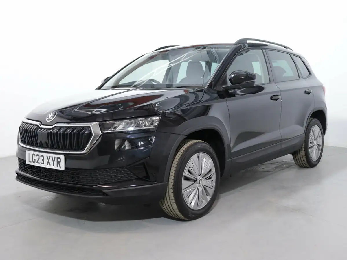 2023-skoda-karoq-15-tsi-se-drive-dsg-big-2
