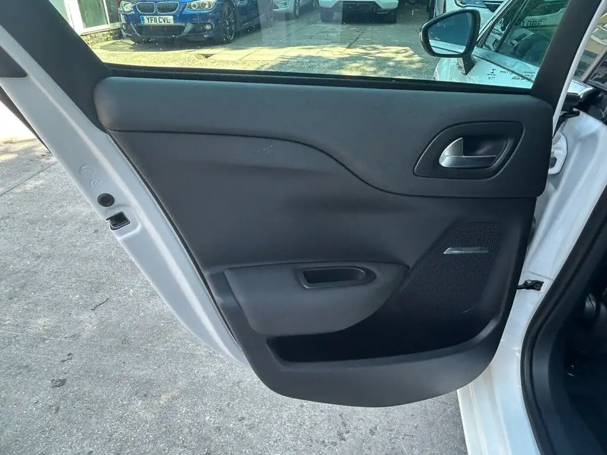 2016-ds-ds-4-12-puretech-crossback-big-20