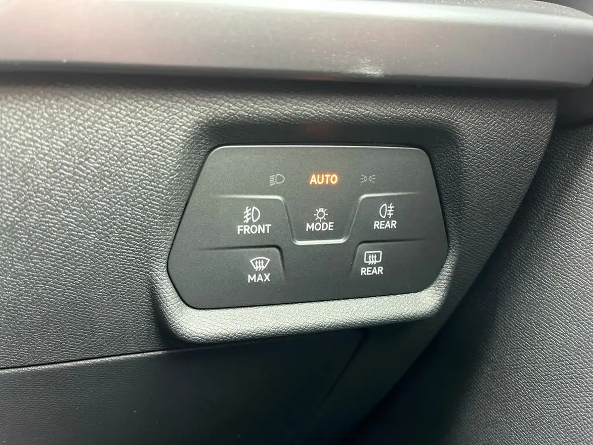 2025-cupra-formentor-15-e-hybrid-vz1-big-18