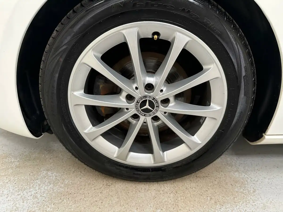 2019-mercedes-benz-a-class-15d-a180d-sport-hatchback-5d-7g-dct-big-32