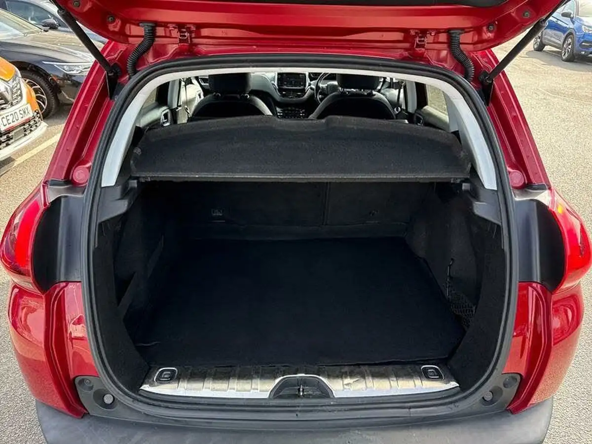 2019-peugeot-2008-suv-12-puretech-allure-130bhp-big-7