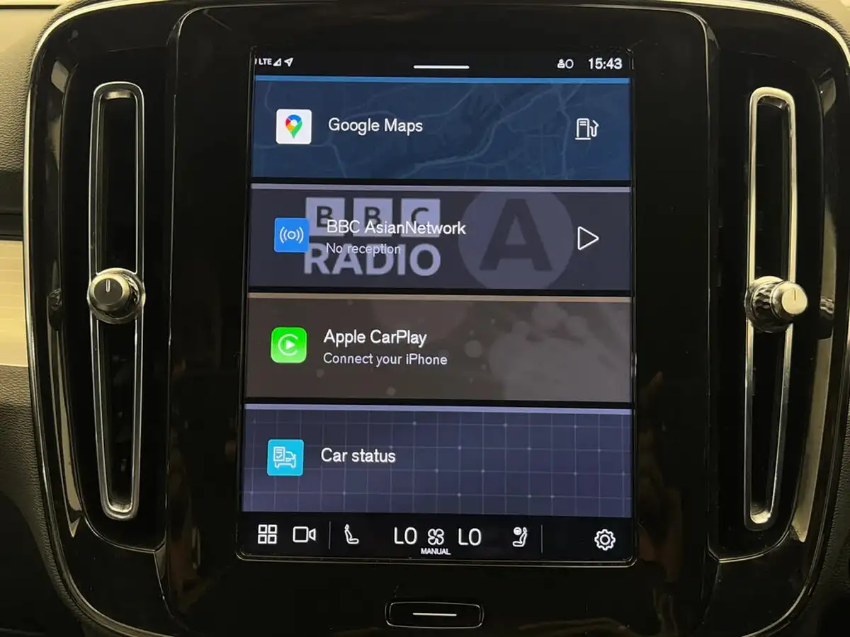 2023-volvo-xc40-20-b3-plus-big-25