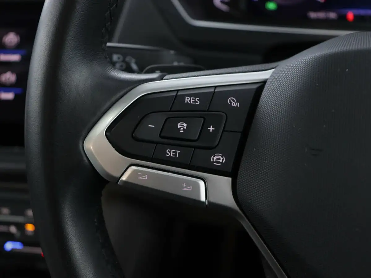 2021-volkswagen-tiguan-20-tsi-elegance-big-30