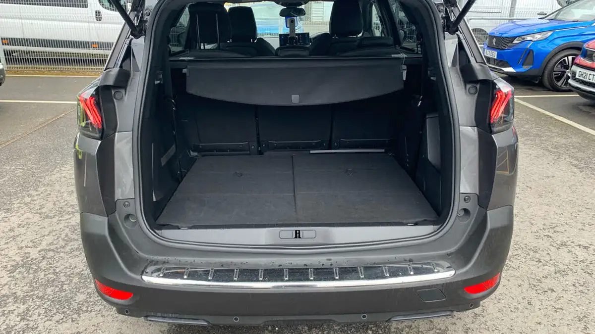 2024-peugeot-5008-suv-12-allure-premium-big-18